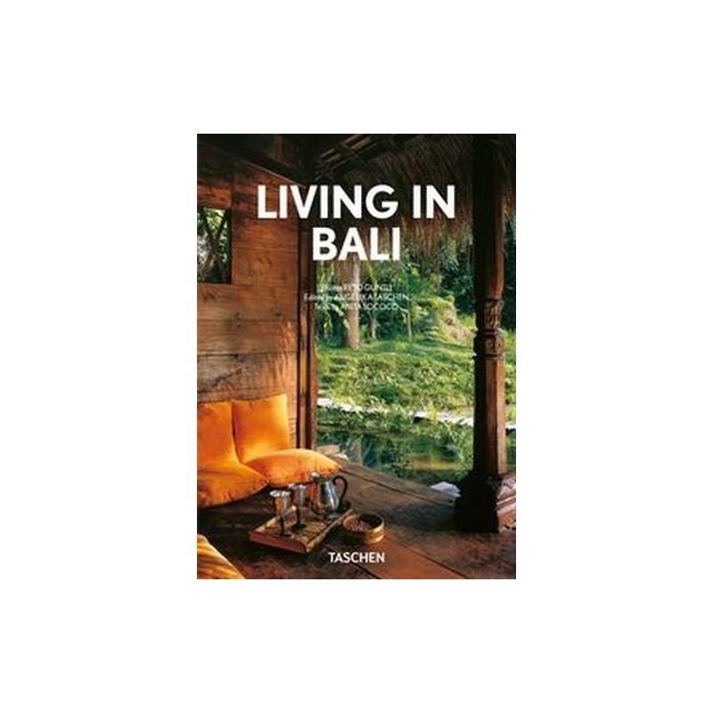 LIVING IN BALI. 40TH ED.